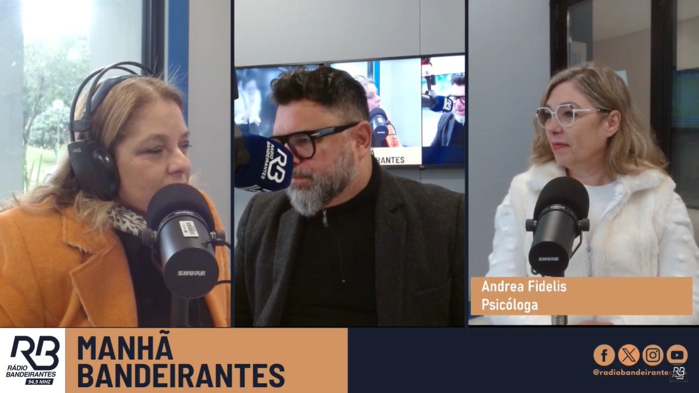 11_07 - Band News FM - Rádio - Andrea Fidelis 01